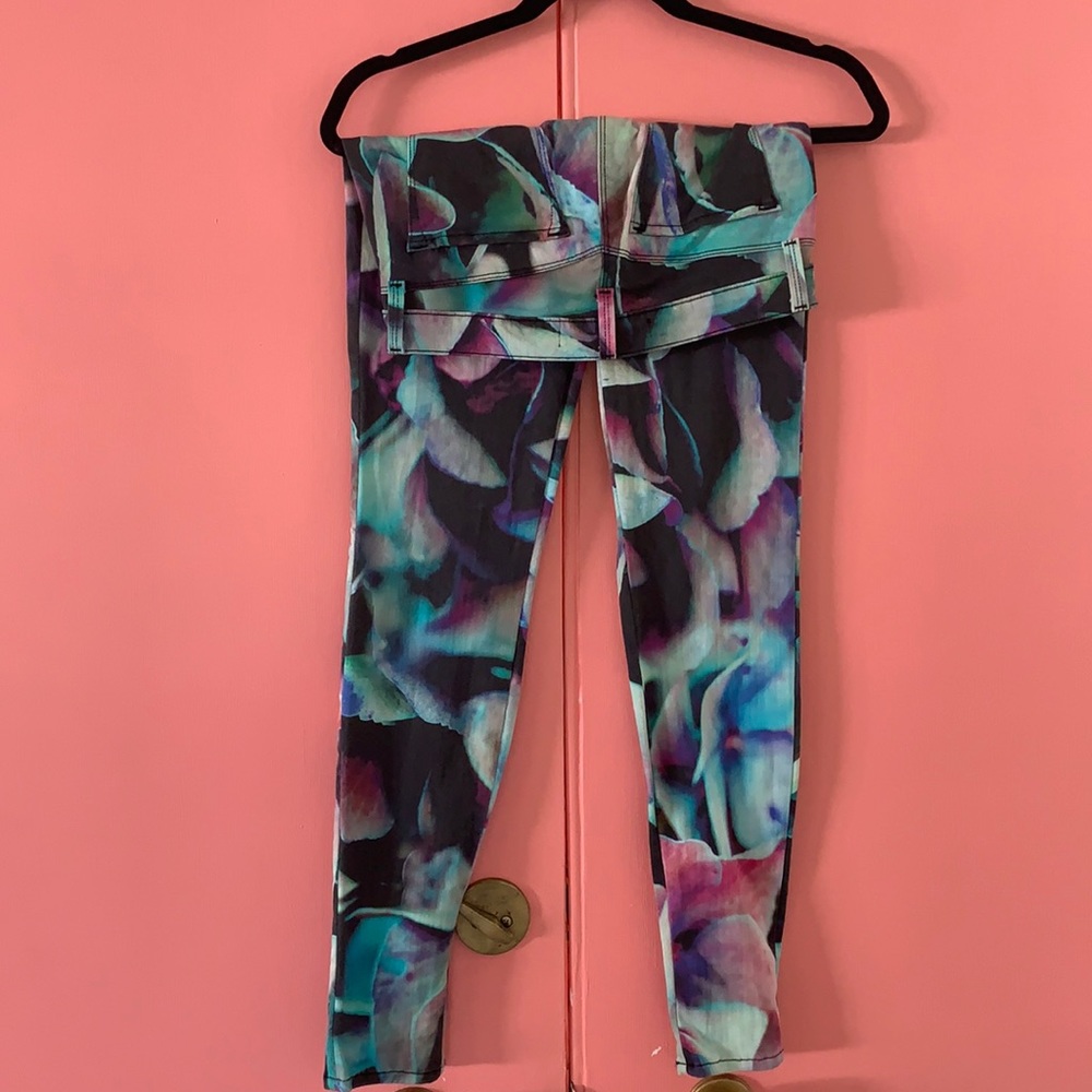 J Brand floral skinny Jean NWOT size 26 stretchy